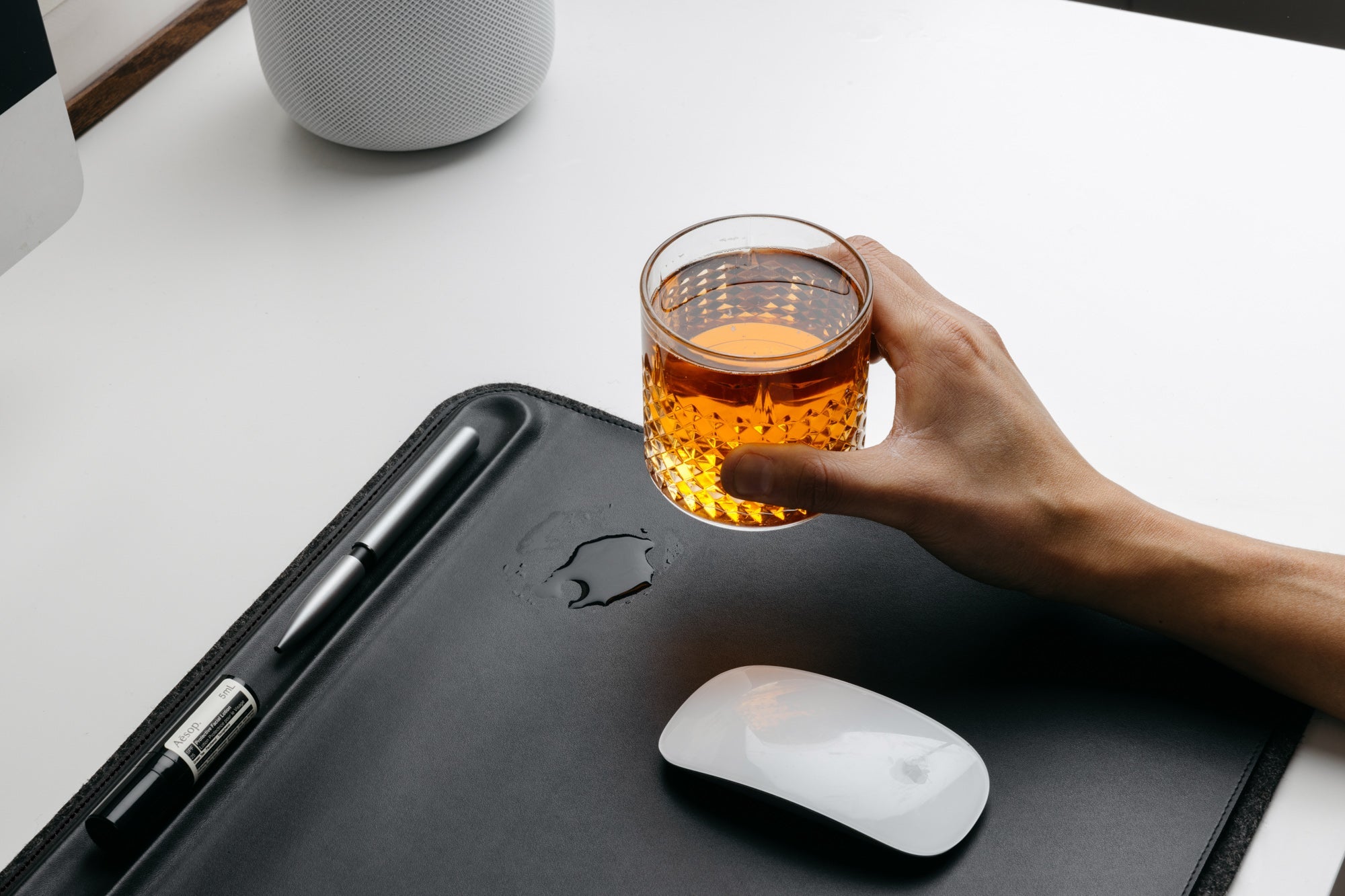 Slimme deskmat van Orbitkey