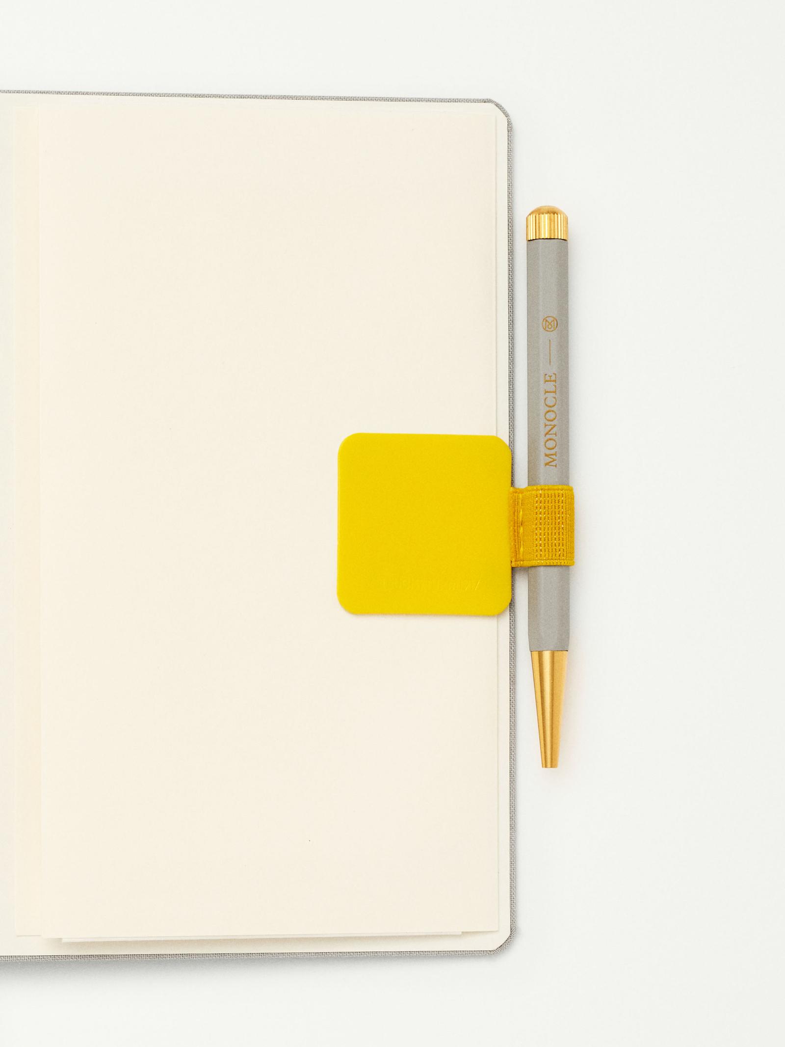 Leuchtturm x Monocle Pen Loop
