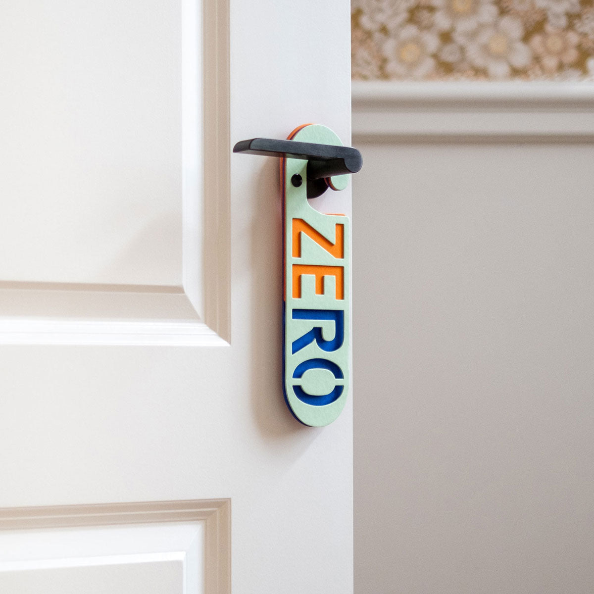 Deurhanger Hero/ Zero