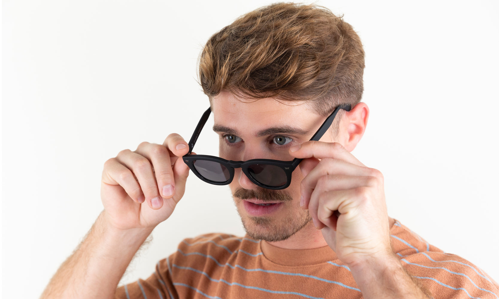 Sunglass Bob