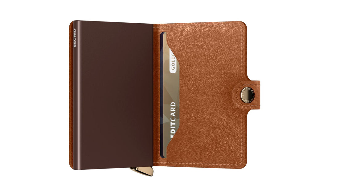 Mini wallet Emboss Lines Cognac